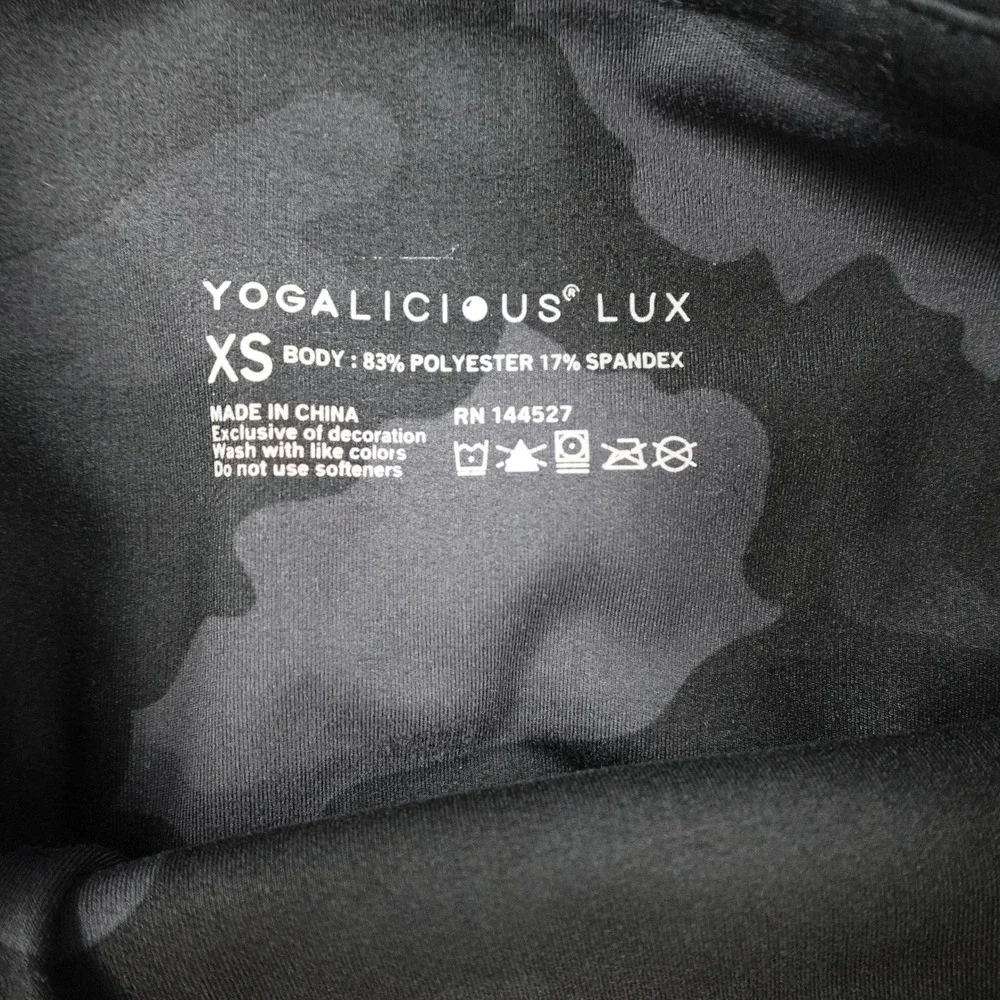 Yogalicious Shorts Womens Extra Small Black Camo High Waist Pockets Biker Lux - Picture 7 of 10